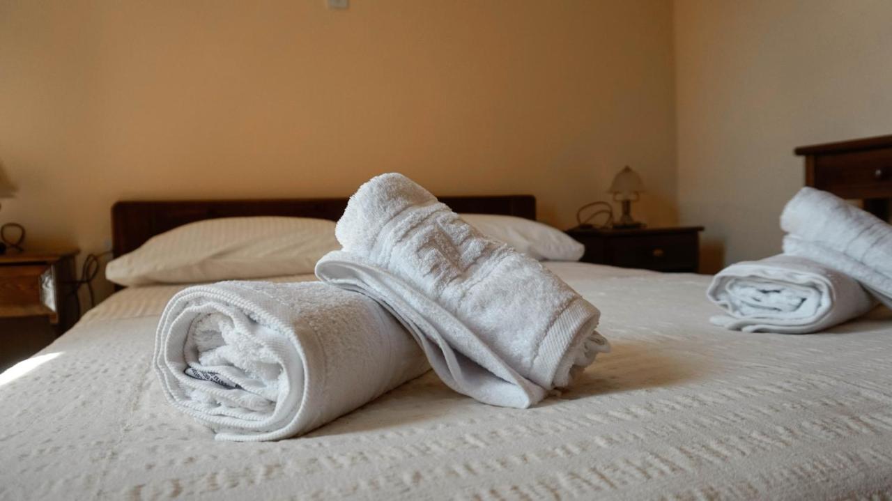 Soula Rooms Kini Екстериор снимка