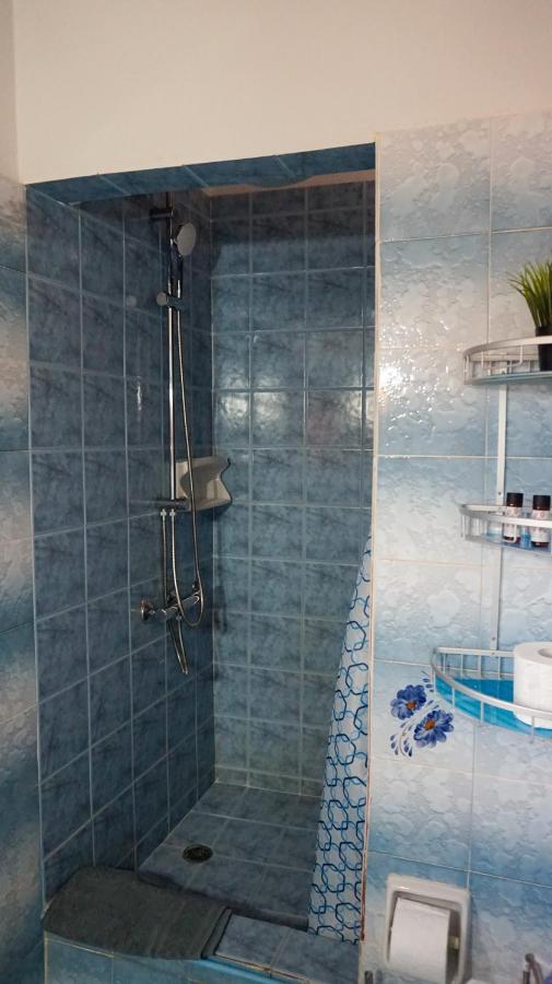 Soula Rooms Kini Екстериор снимка